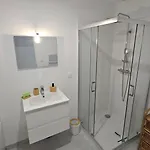 Holiday home Maison 2 Chambres, 6 Couchages Medis