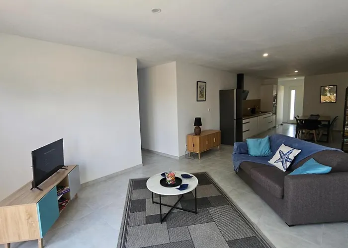 Maison 2 Chambres, 6 Couchages Médis