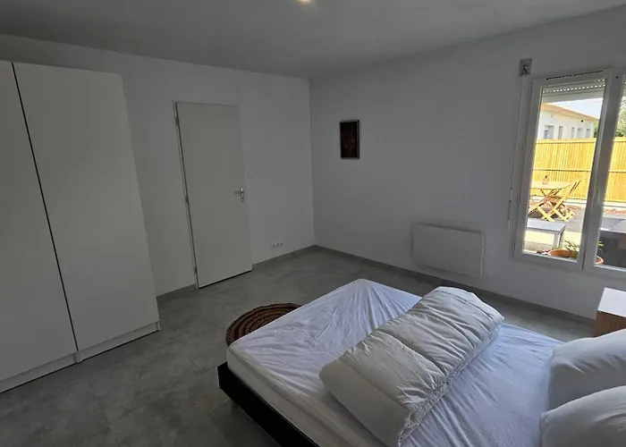 Maison 2 Chambres, 6 Couchages 別荘 Médis